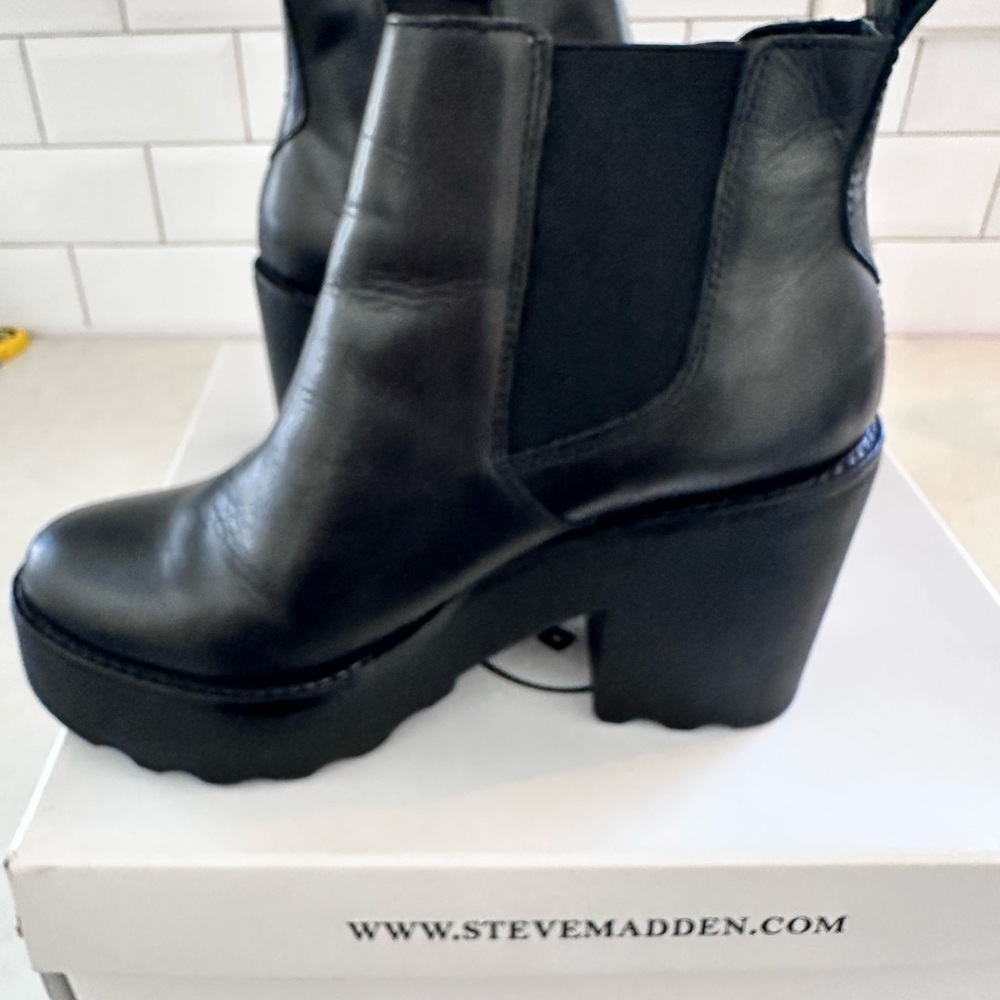 Steve Madden Black Chunky Heel Boots